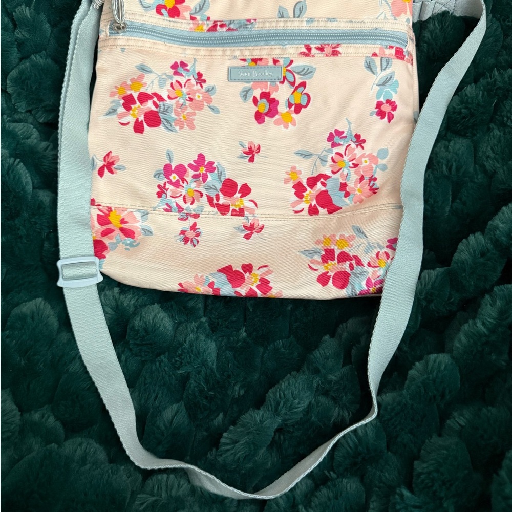 Vera Bradley Floral Crossbody Bag in Pink and Cream